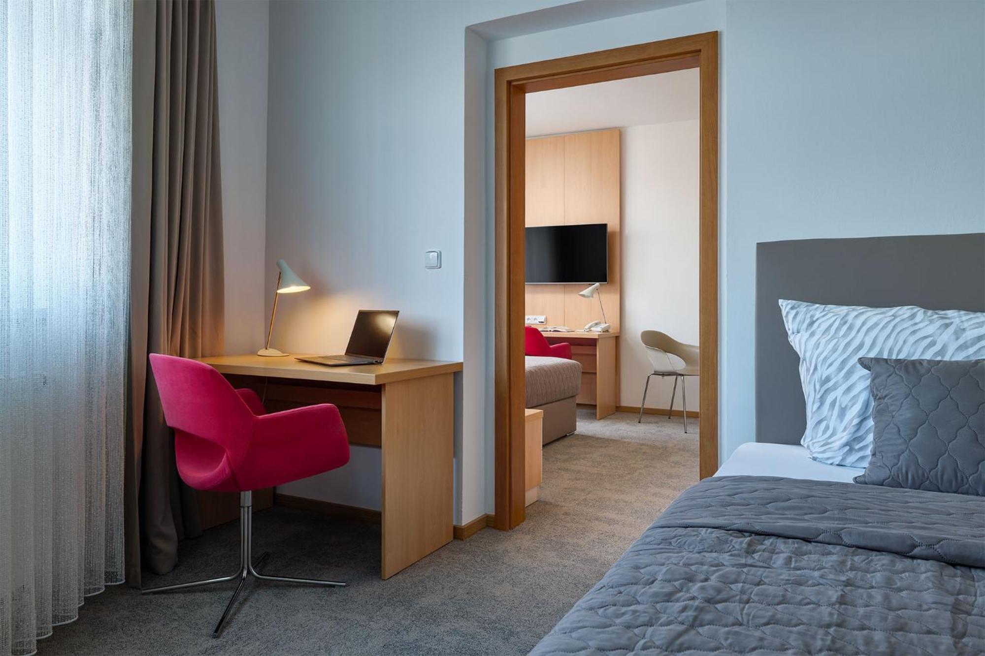 Hotel Osvit 믈라다볼레슬라프 외부 사진